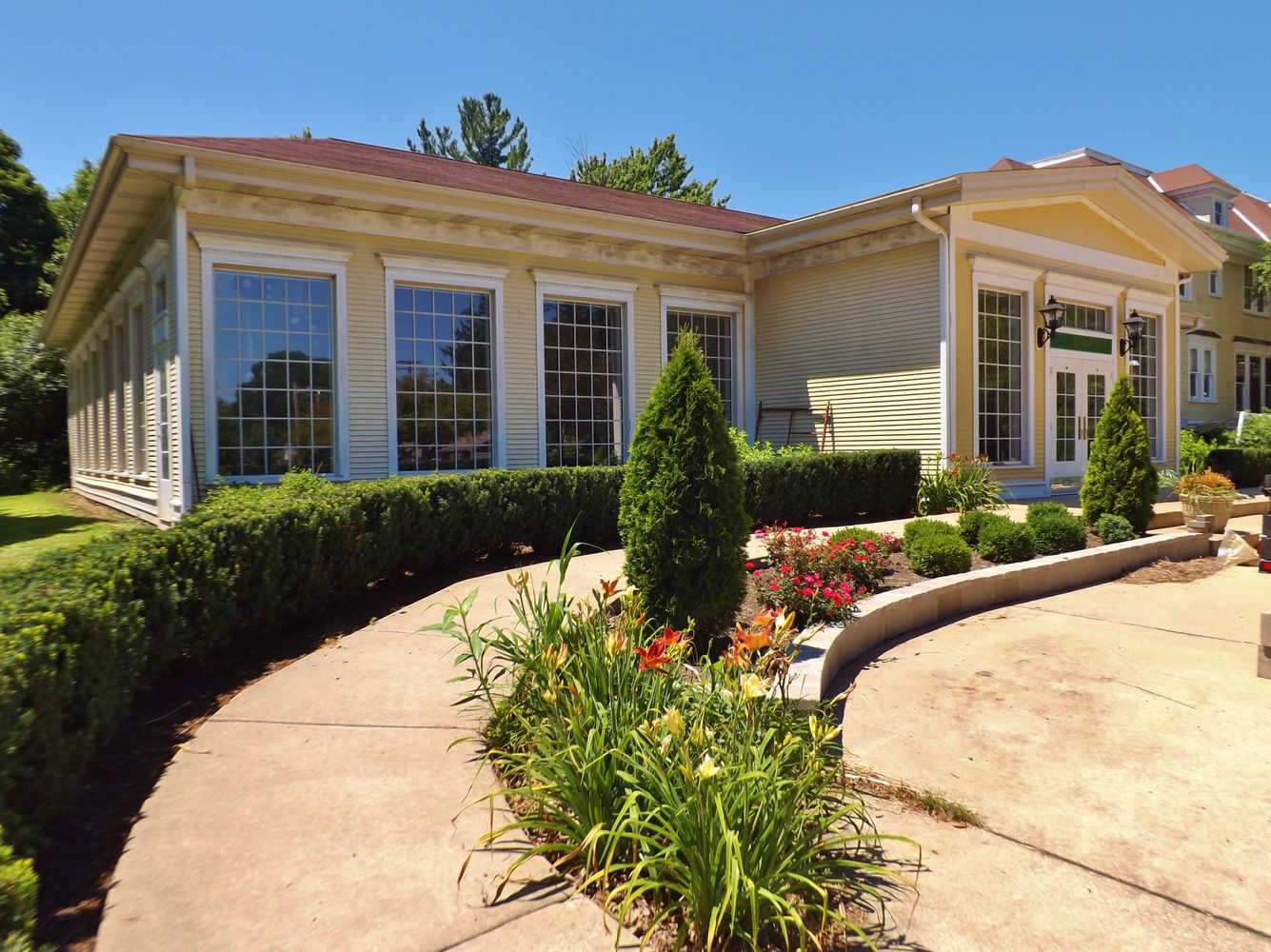 101 W South St, Dwight, IL 60420